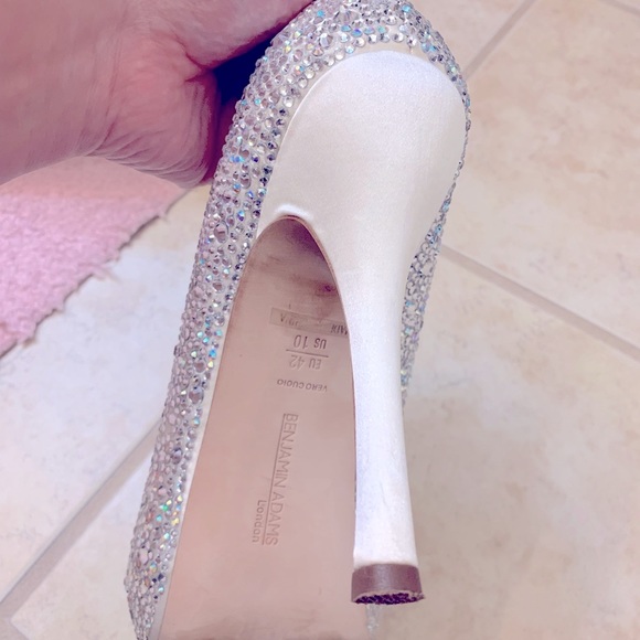 🎉HP 12/7🎉 Swarovski Crystal 4” 💎 pumps- AUTHENTIC SWAROVSKI - Picture 12 of 16